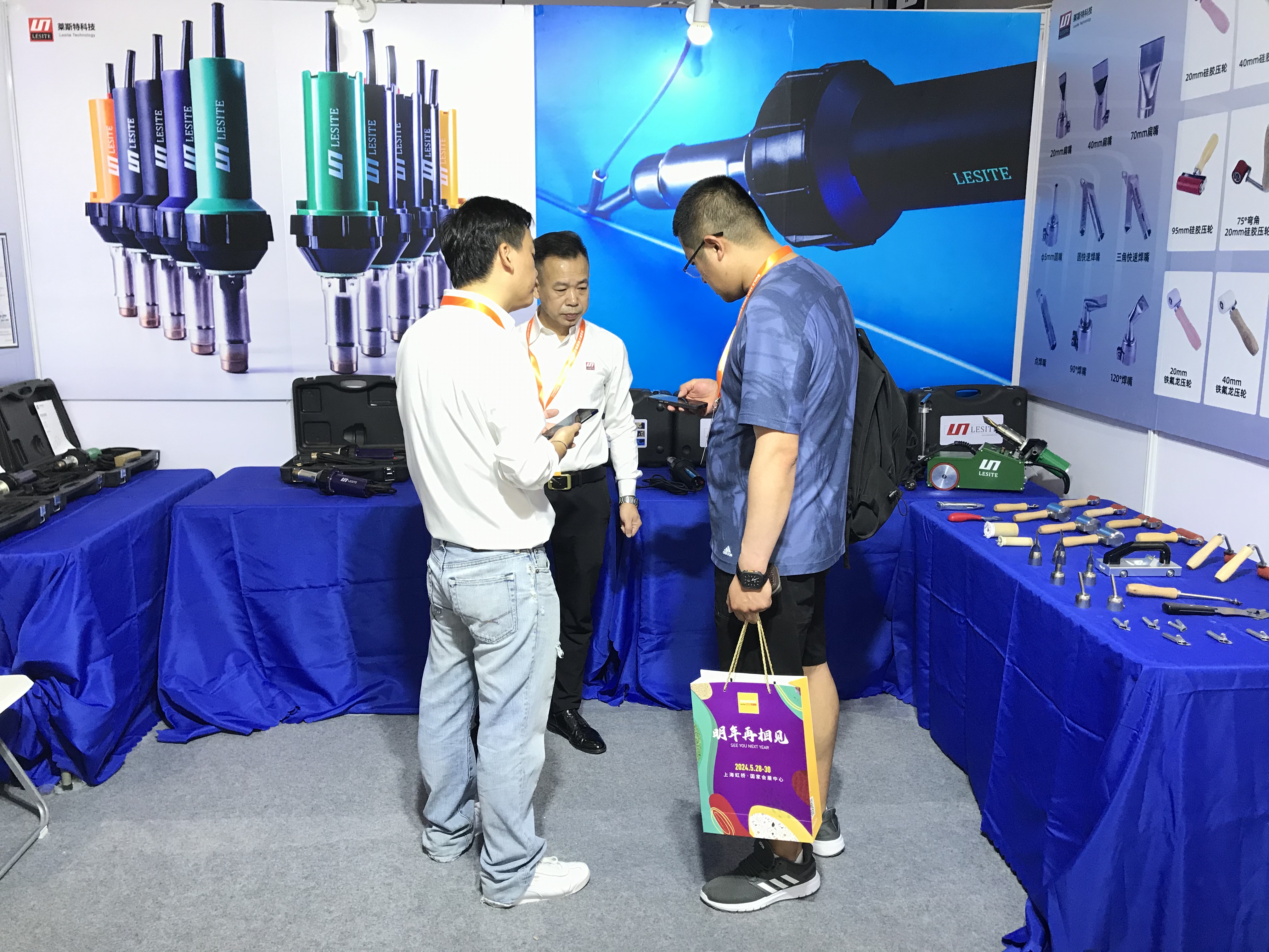 77aaf865c6e577ee0b4b06c48ec4b95